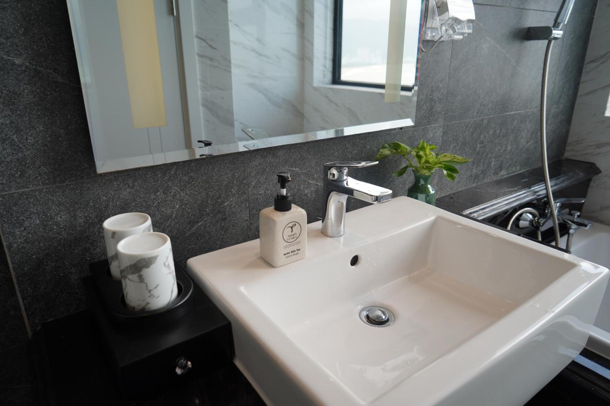 Armin Homes Altara Residences Quy Nhon Exteriör bild
